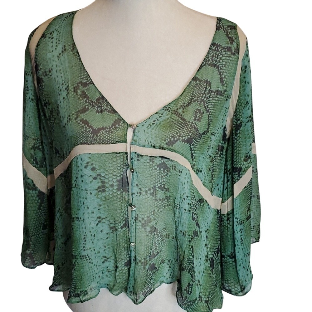 Green Snake Print Sheer Button Front Top‎ Blouse Lightweight Flowy